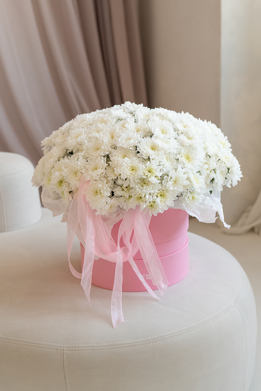 Коробка с Хризантемой  "Большая история"