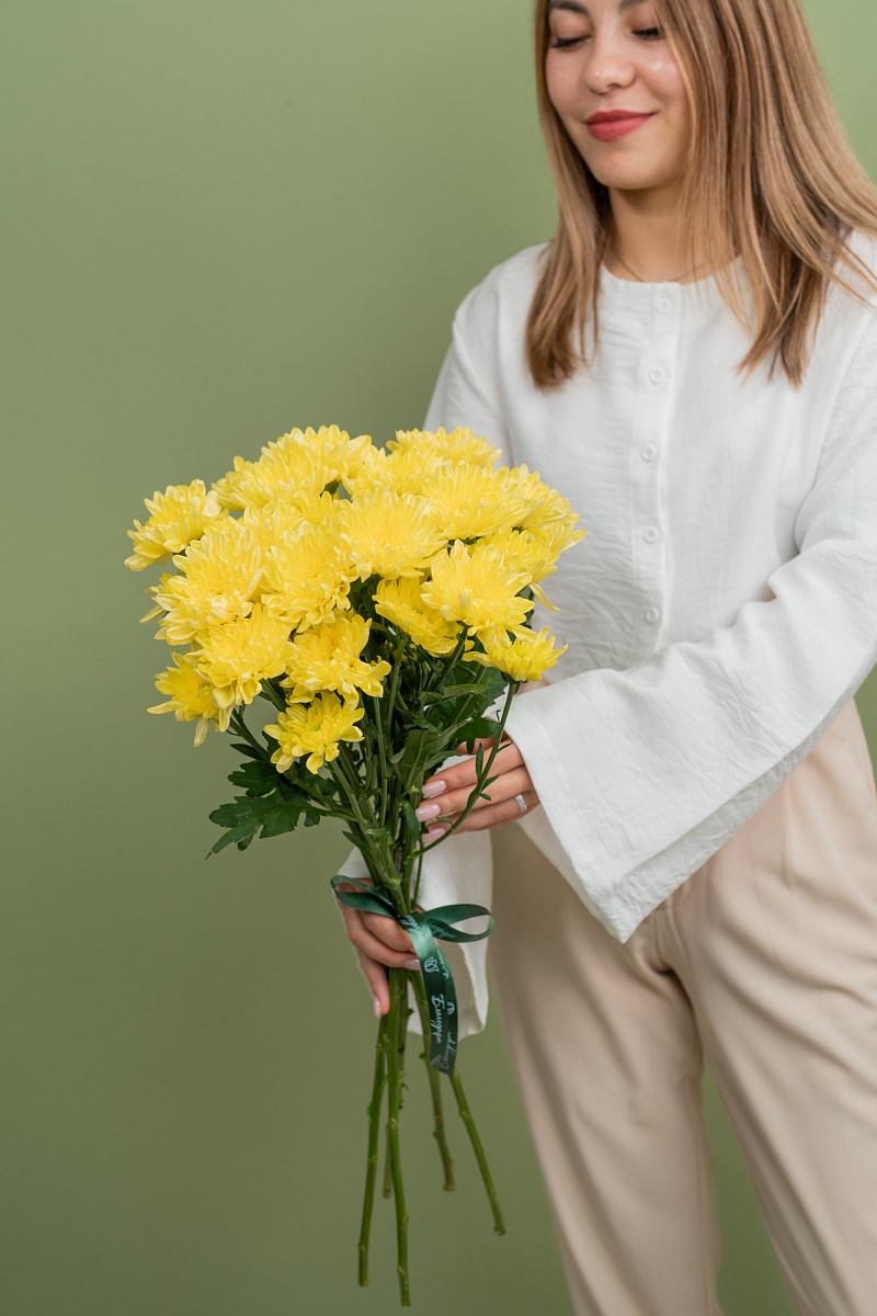 Yellow wildflower sweatshirt cheap